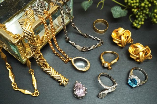 ジュエリーと貴金属